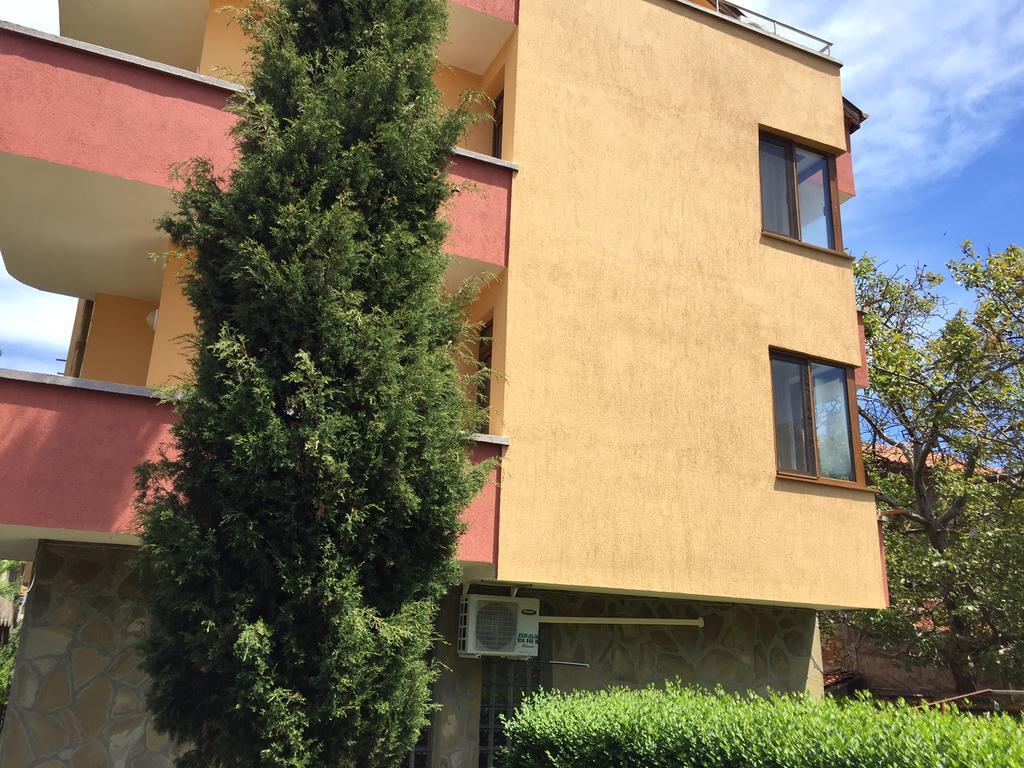 Guest House Afrodita Chernomorets Esterno foto