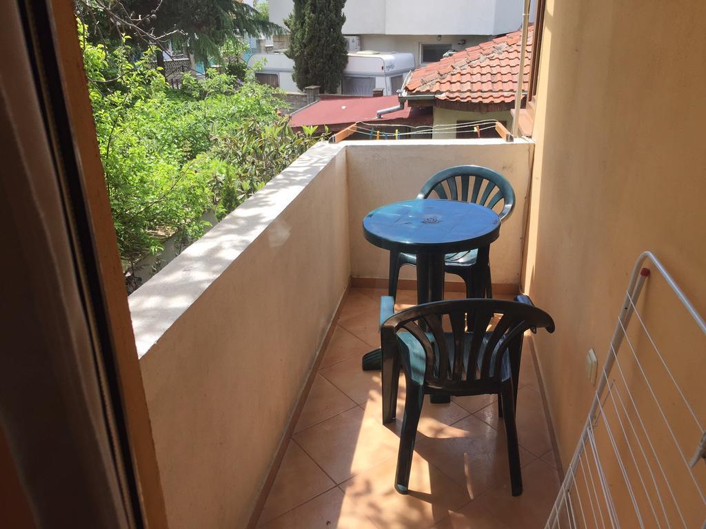 Guest House Afrodita Chernomorets Esterno foto