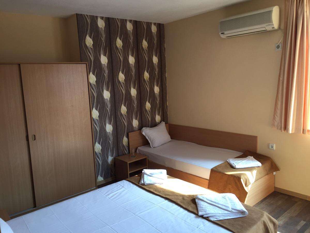 Guest House Afrodita Chernomorets Esterno foto
