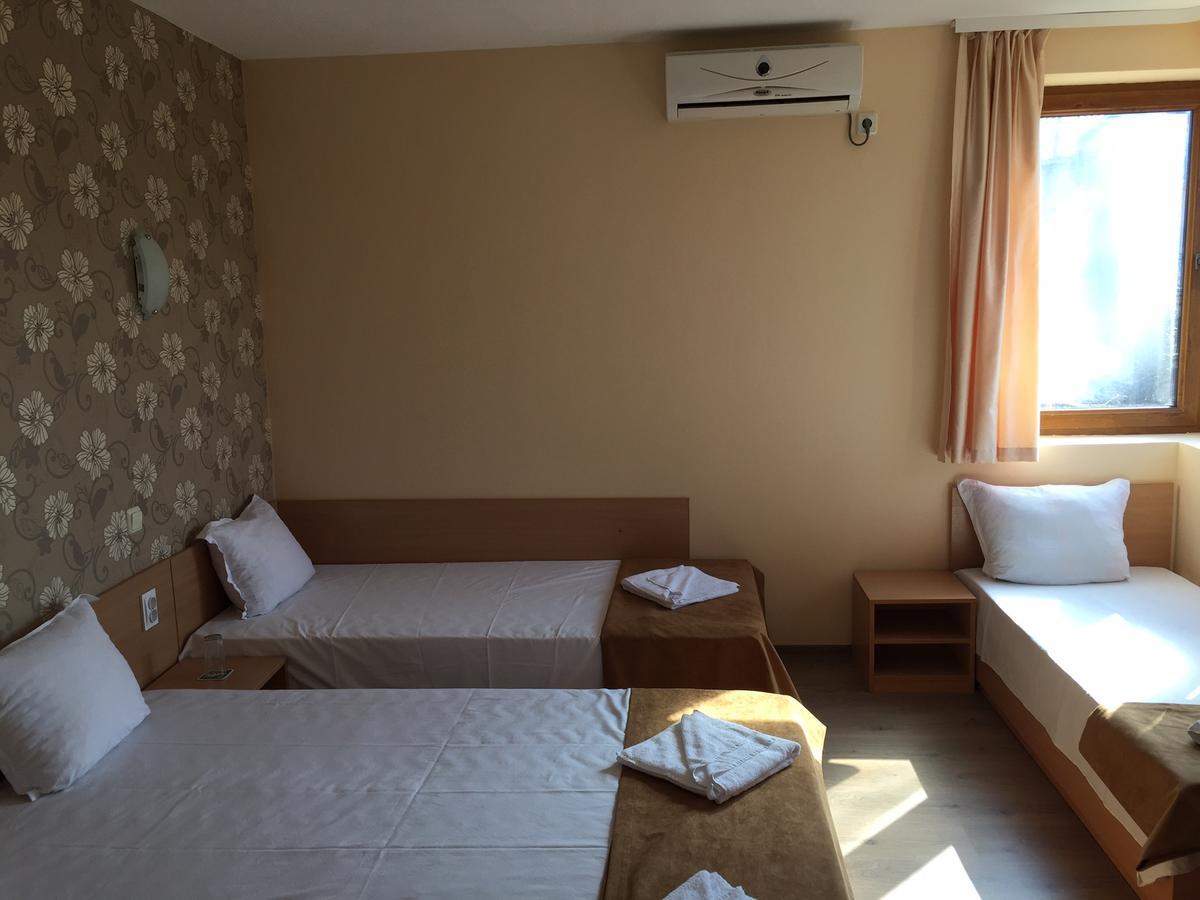 Guest House Afrodita Chernomorets Esterno foto