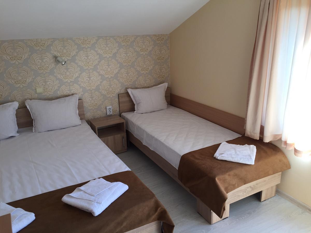 Guest House Afrodita Chernomorets Esterno foto