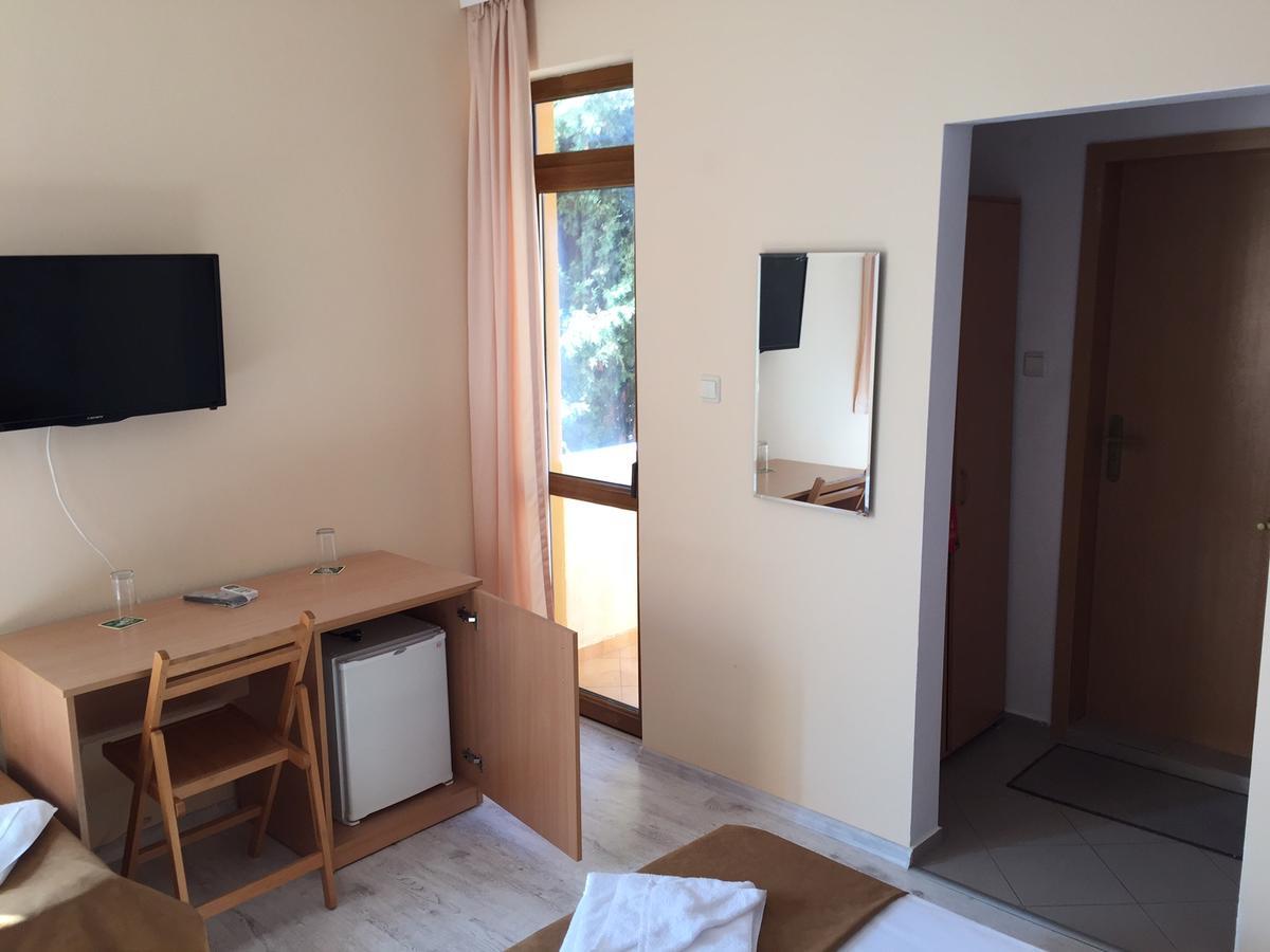 Guest House Afrodita Chernomorets Esterno foto