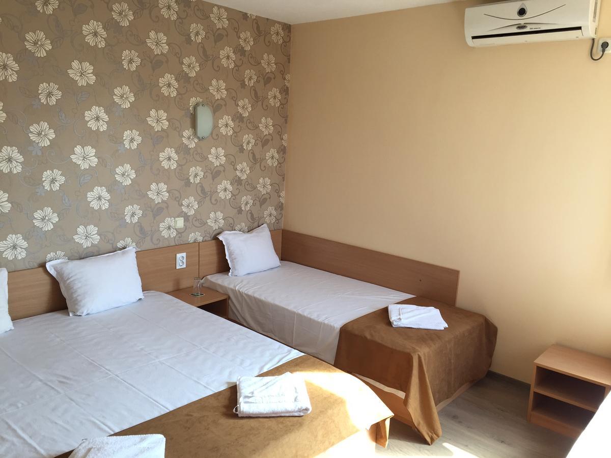 Guest House Afrodita Chernomorets Esterno foto