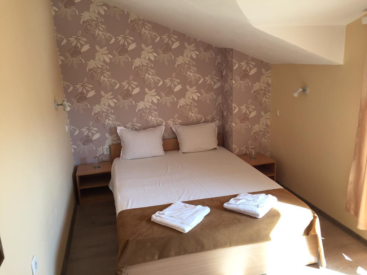 Guest House Afrodita Chernomorets Esterno foto