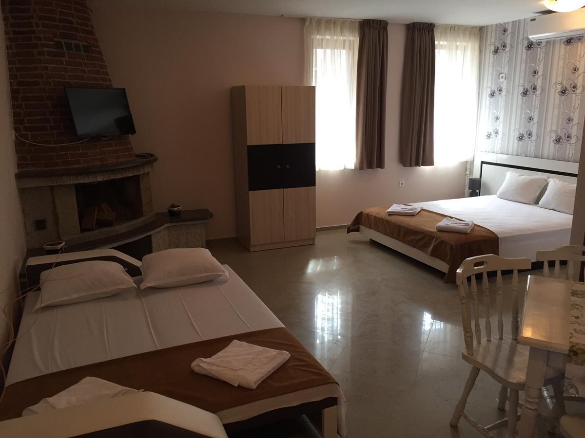 Guest House Afrodita Chernomorets Esterno foto