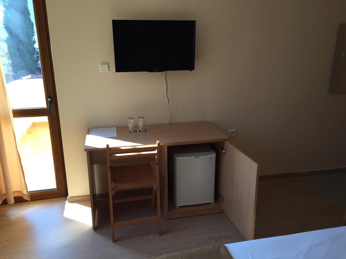 Guest House Afrodita Chernomorets Esterno foto