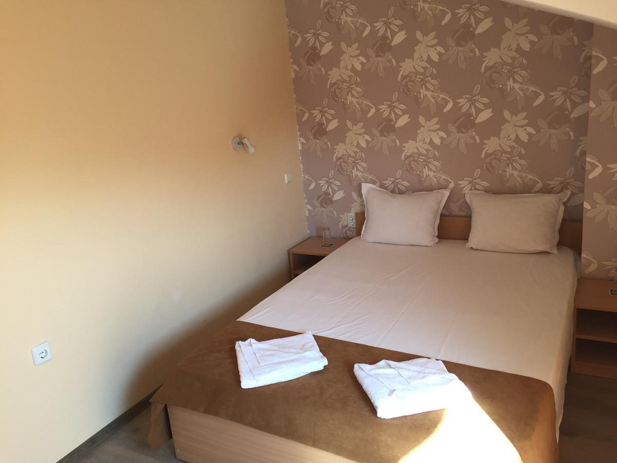Guest House Afrodita Chernomorets Esterno foto