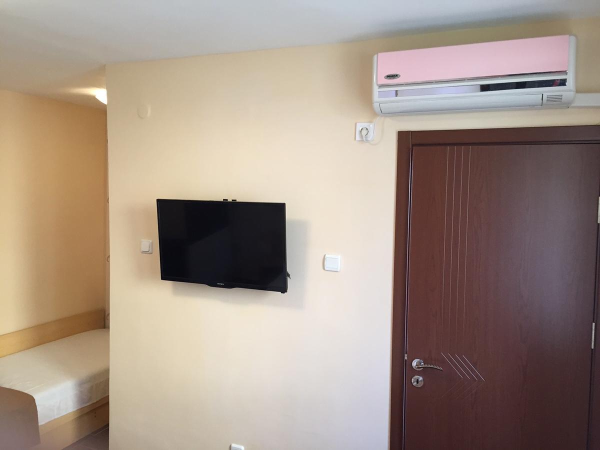 Guest House Afrodita Chernomorets Esterno foto