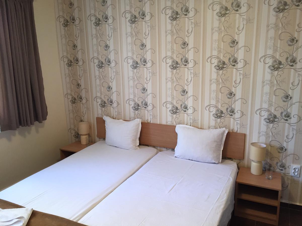 Guest House Afrodita Chernomorets Esterno foto