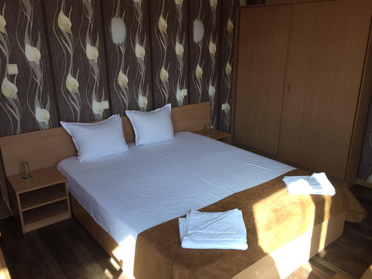 Guest House Afrodita Chernomorets Esterno foto