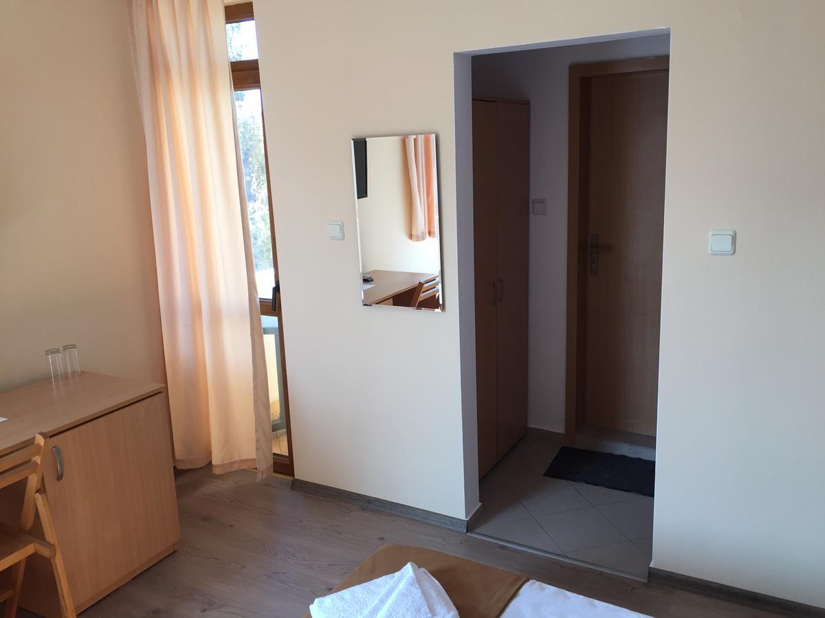Guest House Afrodita Chernomorets Esterno foto