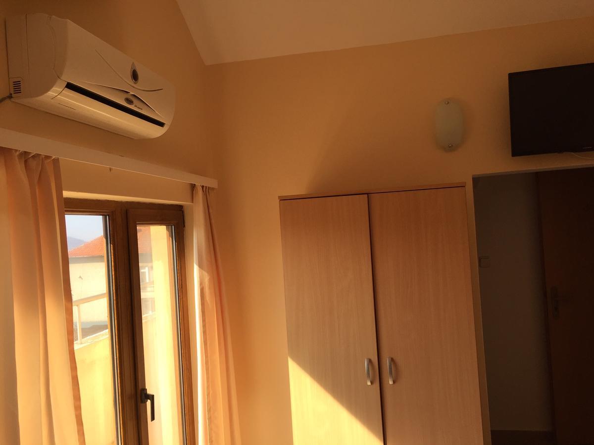 Guest House Afrodita Chernomorets Esterno foto